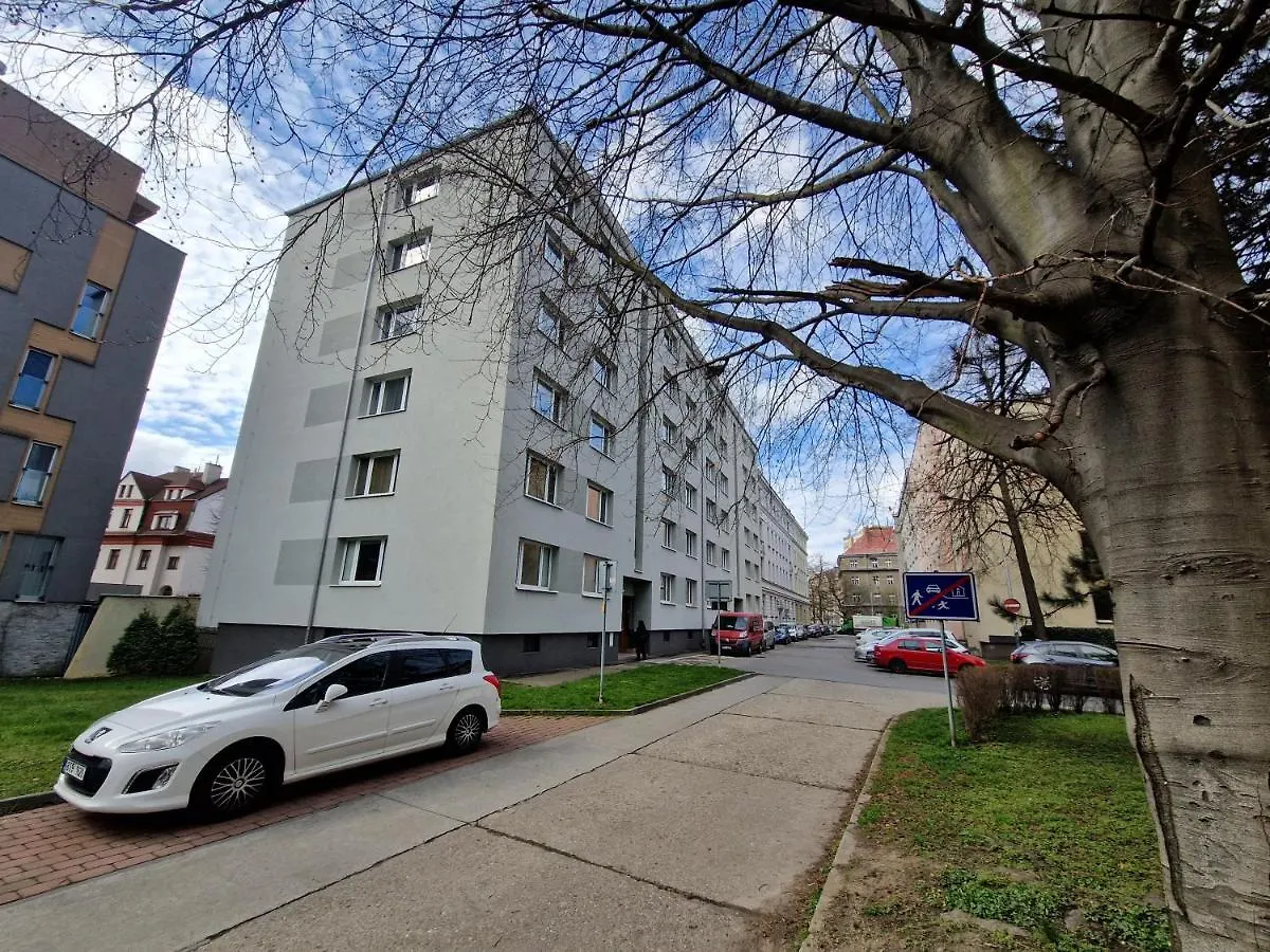 Pelclova Apartment اوسترافا جمهورية التشيك